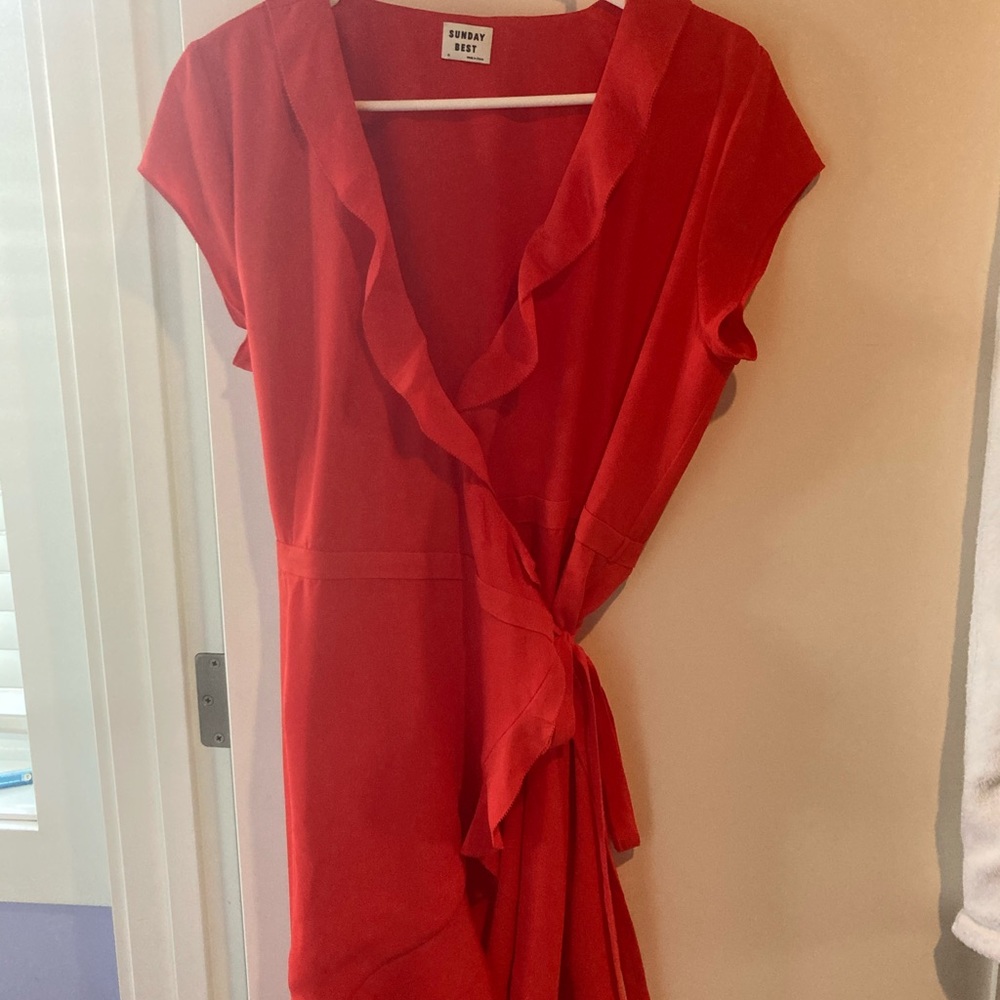 Sunday Best size 10 red flowy wrap dress